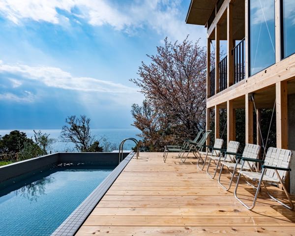 POOL HOUSE — KAMOME SLOW HOTEL