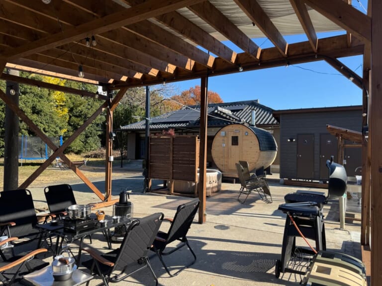 1棟貸切宿 ナマケモノ全景