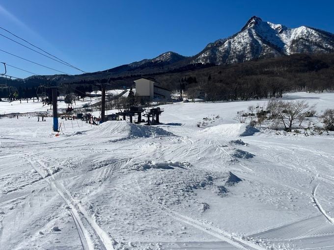 休暇村奥大山スキー場のゲレンデ(鳥取県江府町)